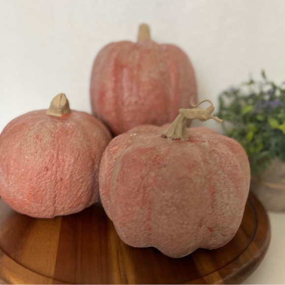 3 New Hand Painted Foam Pumpkins Vintage Olive Ateliers RH Style Old Rustic Hom - Picture 10 of 10
